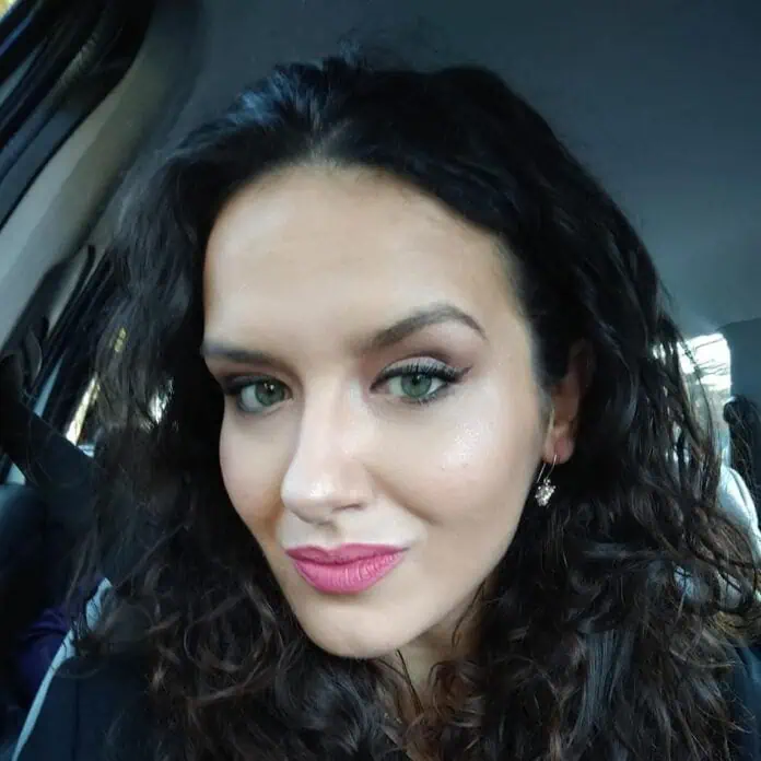 Dr Jovana Nešić