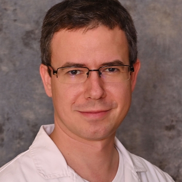 Dr Tamaš Košpal