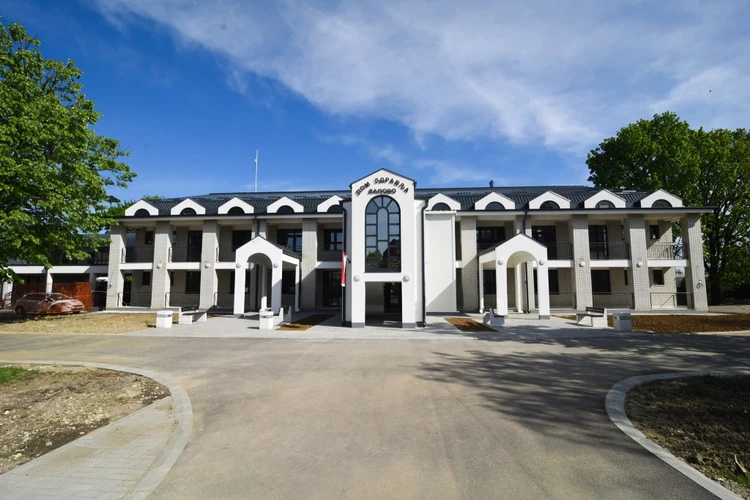Dom zdravlja Lapovo